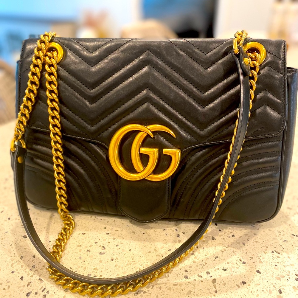 ✨Authentic Gucci GG Marmont Medium Shoulder Bag✨